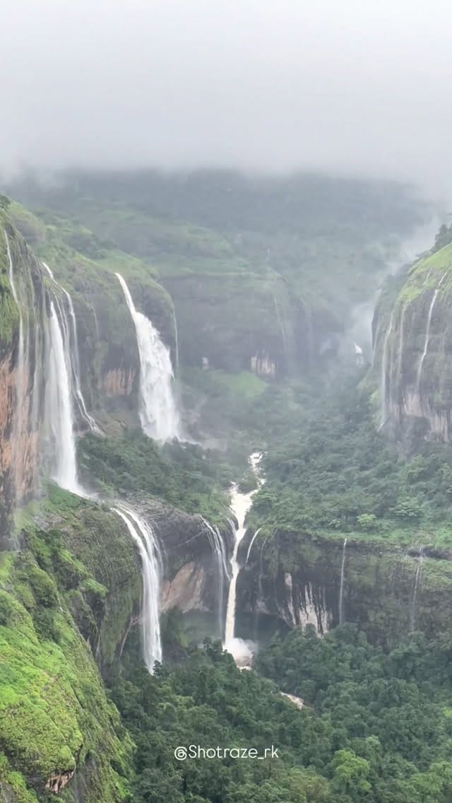 Post 4 by जयाेस्तुते महाराष्ट्र🚩 on Instagram (video)