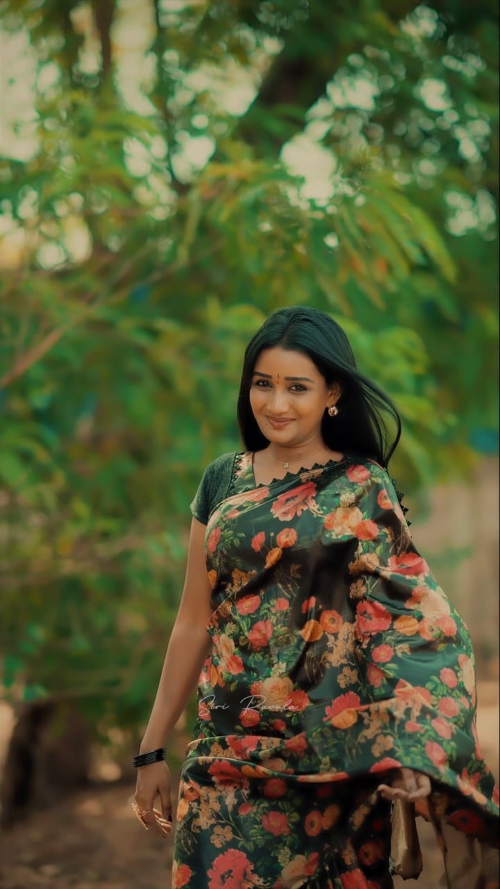 Post 7 by Siri Ravula Chary on Instagram (video)