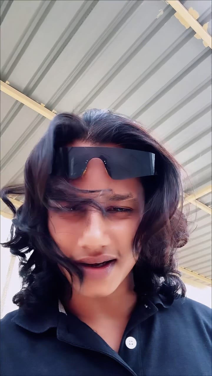 Post 4 by Ayush prajapati on Instagram (video)