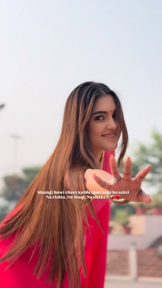 Post 6 by Sakshi Parihar on Instagram (video)