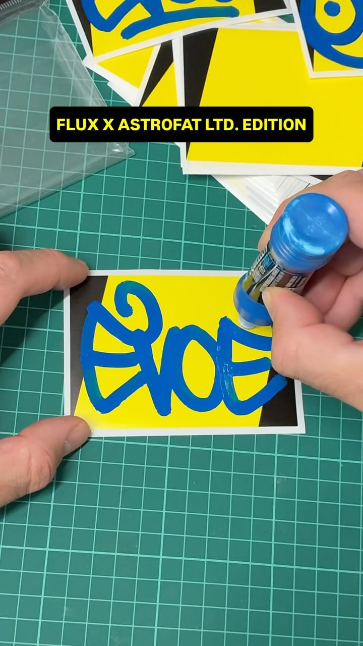 Post 3 by Astrofat Milano on Instagram (video)