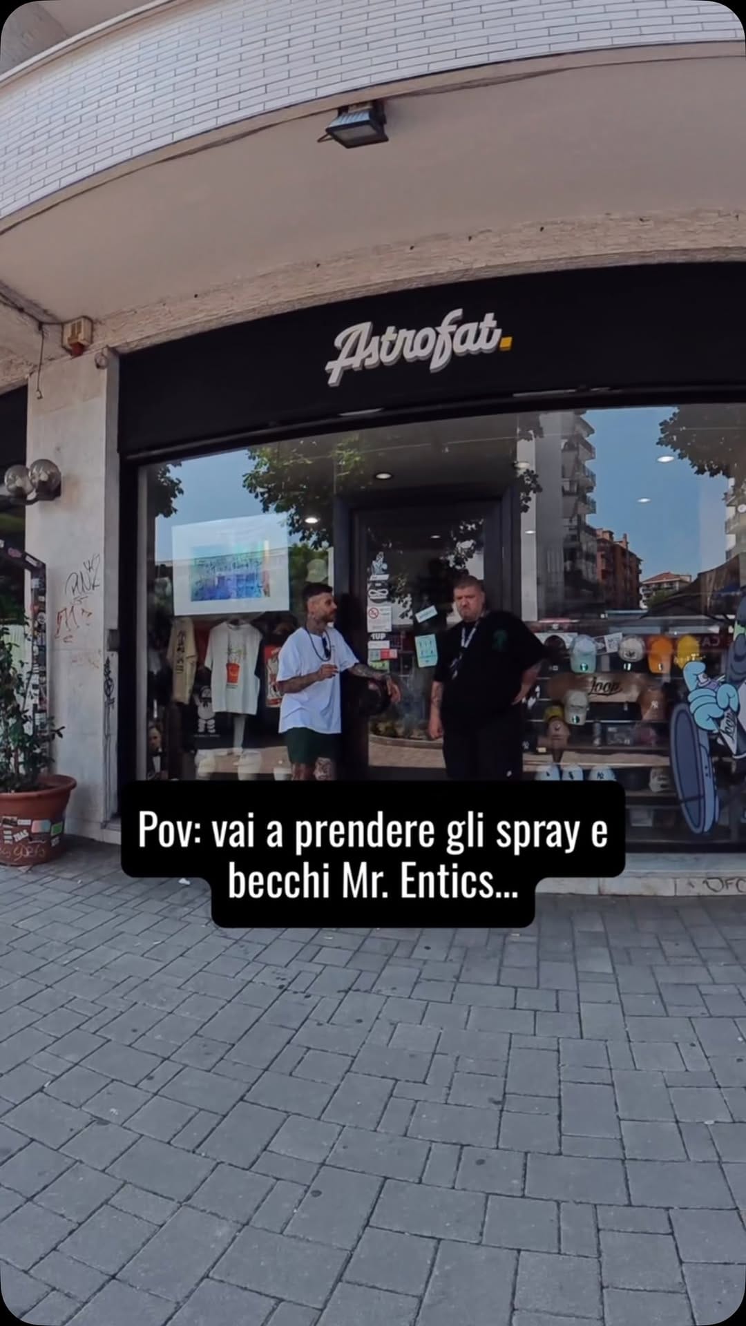 Post 4 by Astrofat Milano on Instagram (video)