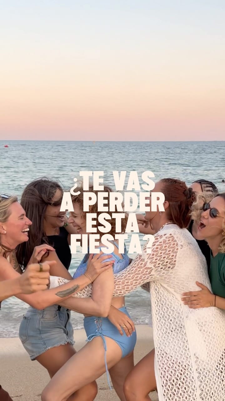 Post 2 by Sasha Prachas on Instagram (video)