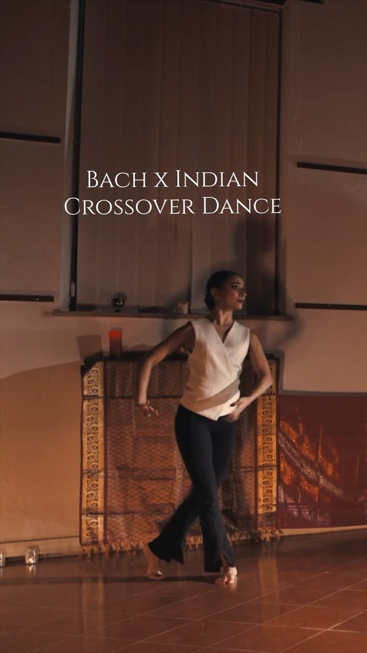 Post 5 by Yamini Kalluri । యామినీ కల్లూరి on Instagram (video)
