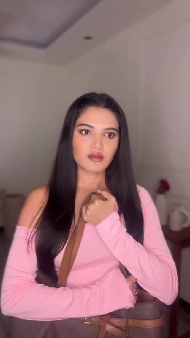 Post 6 by Vaishnavi on Instagram (video)