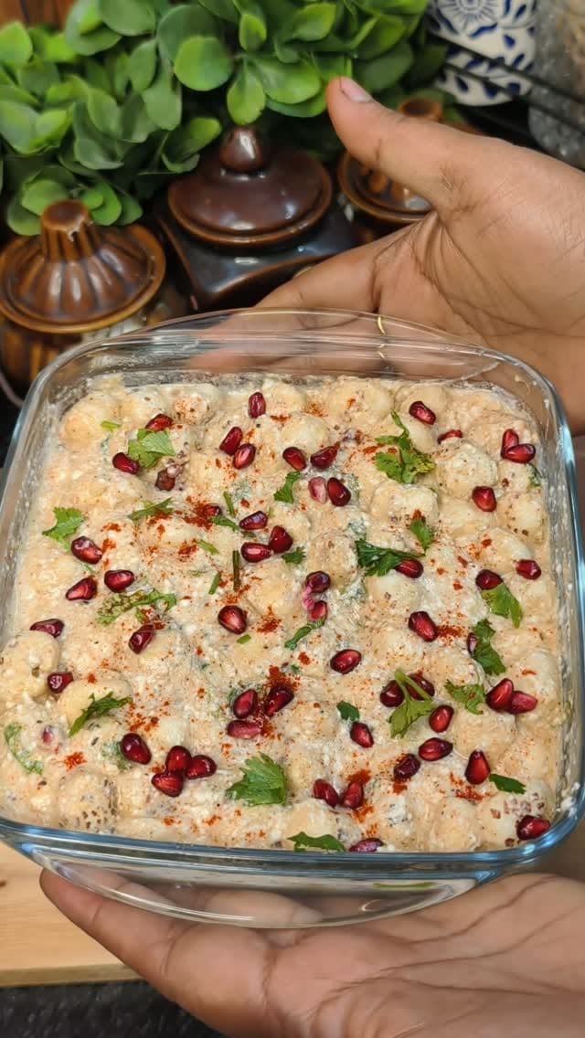 Post 6 by Pooja Shukla on Instagram (video)