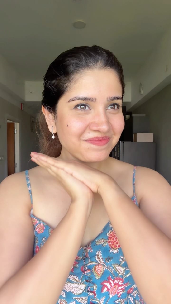 Post 3 by Lakshmi Menon on Instagram (video)