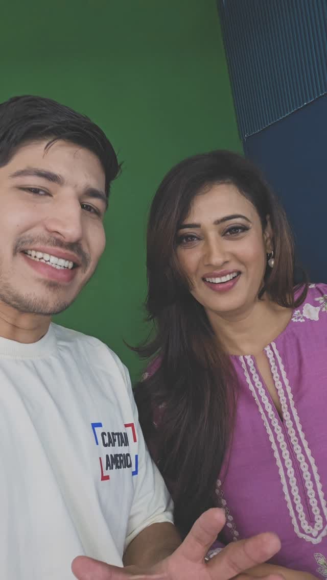 Post 5 by Dheeraj Dwivedi on Instagram (video)