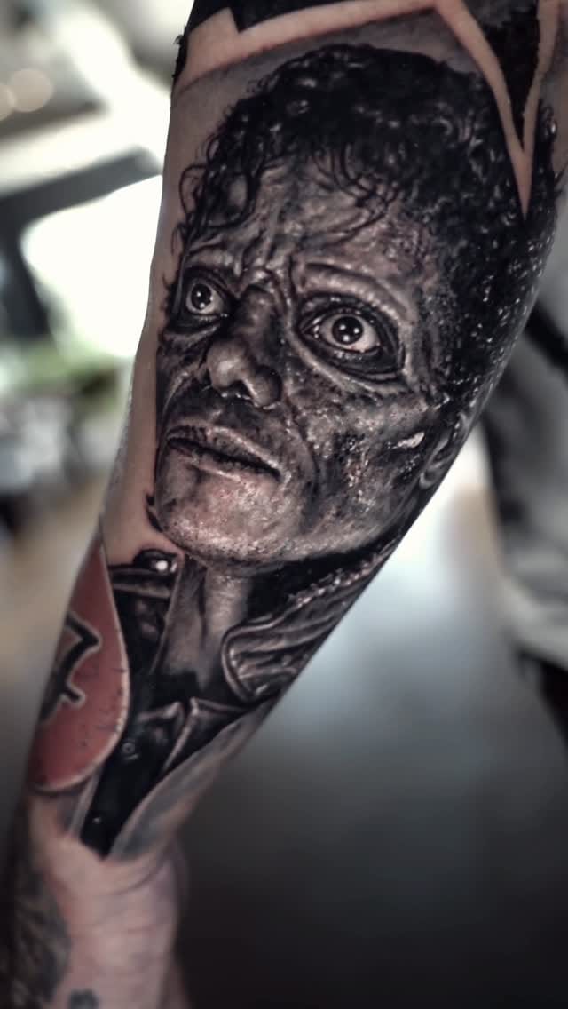 Post 6 by Livio Cuci • Realistic Tattoo Artist on Instagram (video)