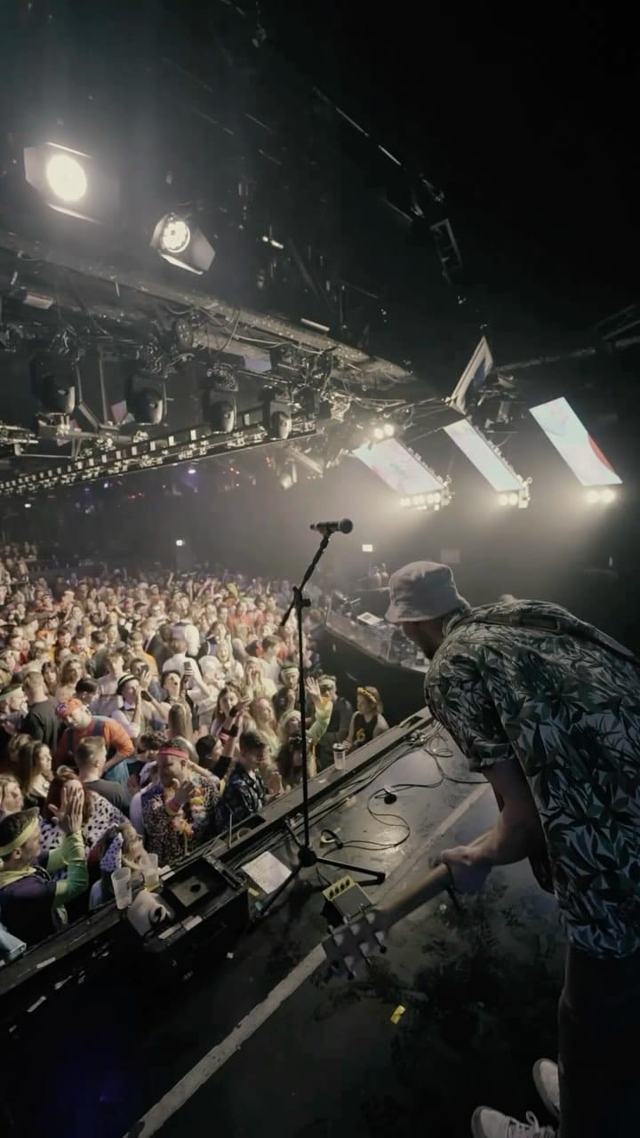 Post 9 by Cablu on Instagram (video)