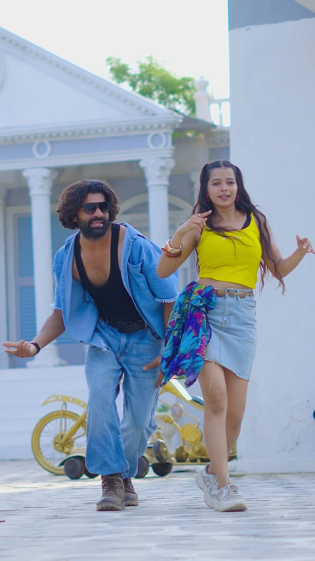 Post 4 by Hanuman Sahay Saini on Instagram (video)