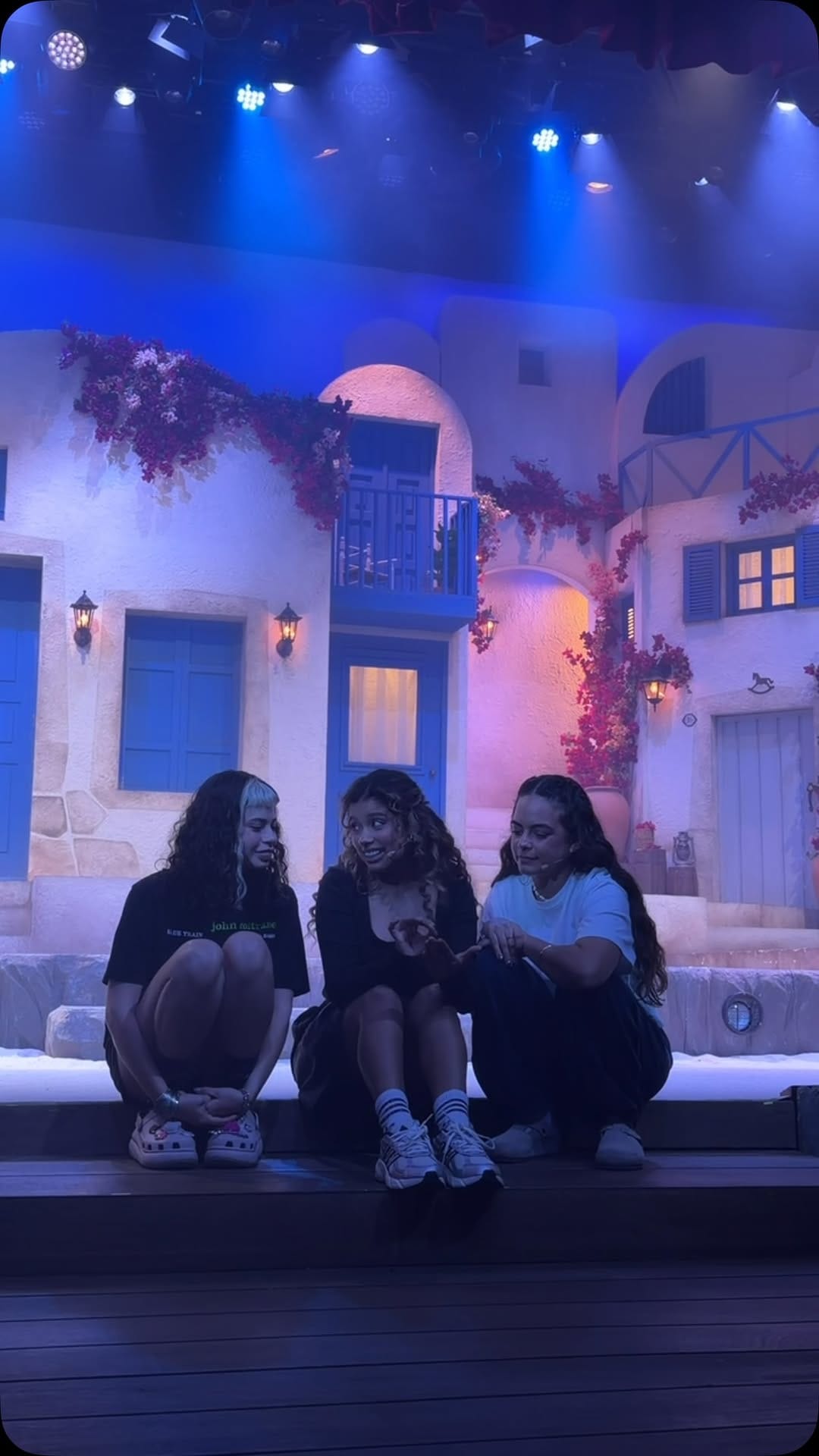Post 2 by Mariagracia Mora Domínguez - Mayacha on Instagram (video)