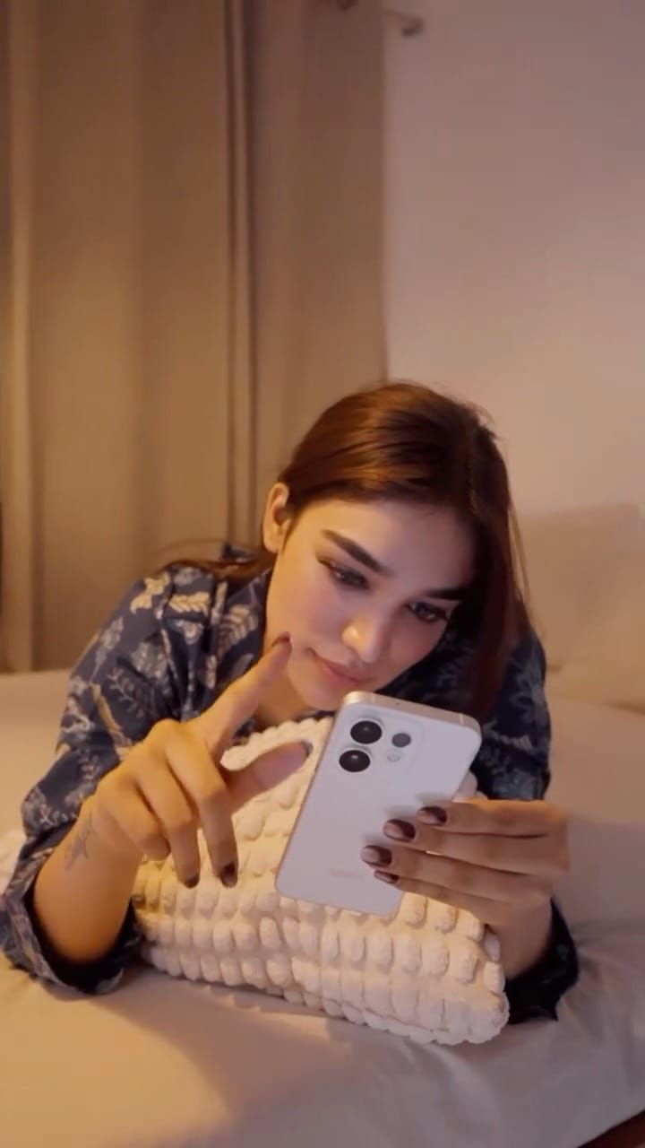 Post 8 by Kaira💕 on Instagram (video)
