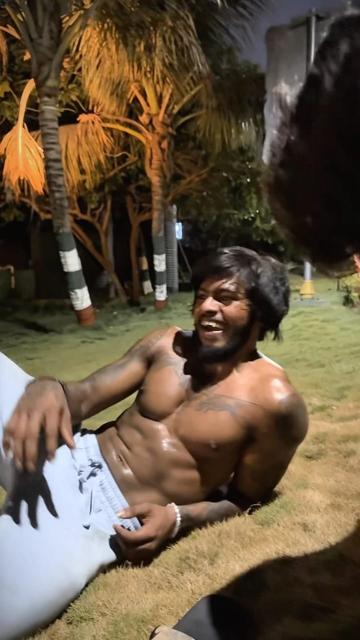 Post 4 by ITHESH PANCHARAS 🇮🇳 on Instagram (video)