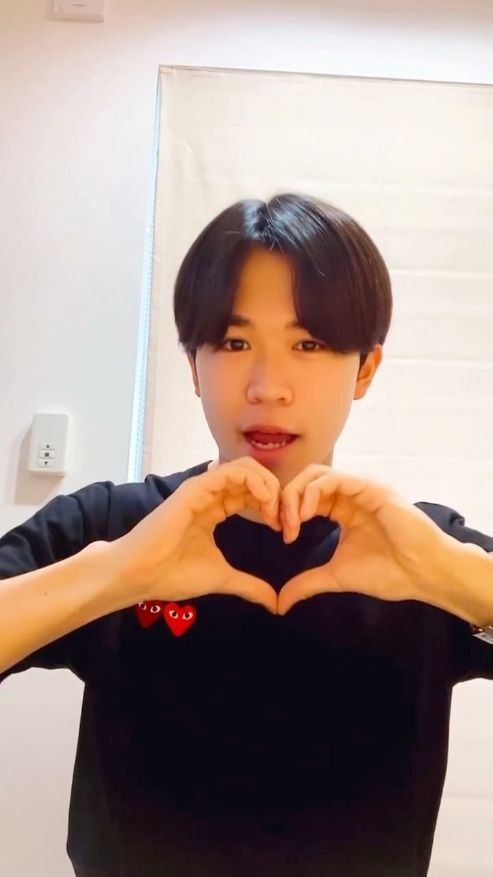 Post 1 by 鈴木 福 Fuku Suzuki on Instagram (video)