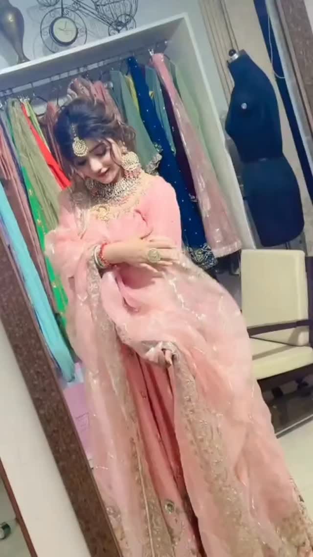 Post 8 by KHUSHI VIVEK CHOUDHARY 🔵 on Instagram (video)