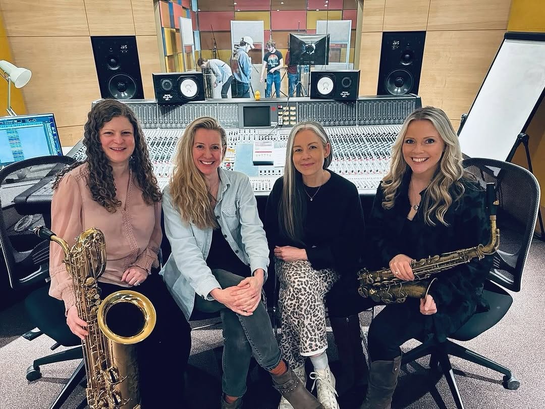 Post 7 by Marici Saxes on Instagram (carousel)