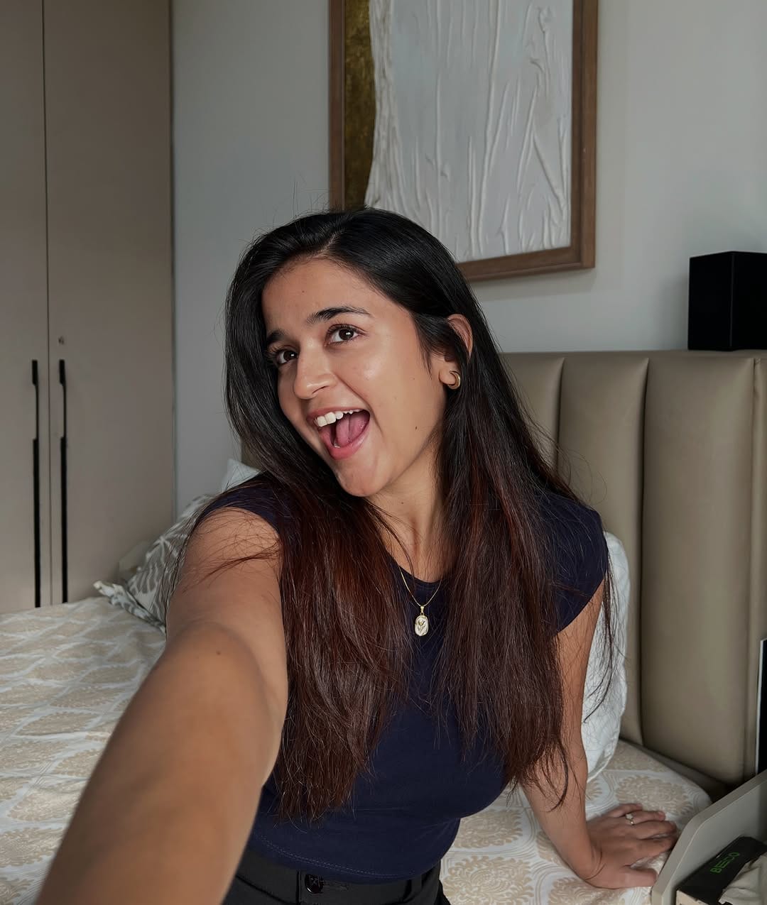 Post 3 by VISHAKHA PANDEY on Instagram (carousel)