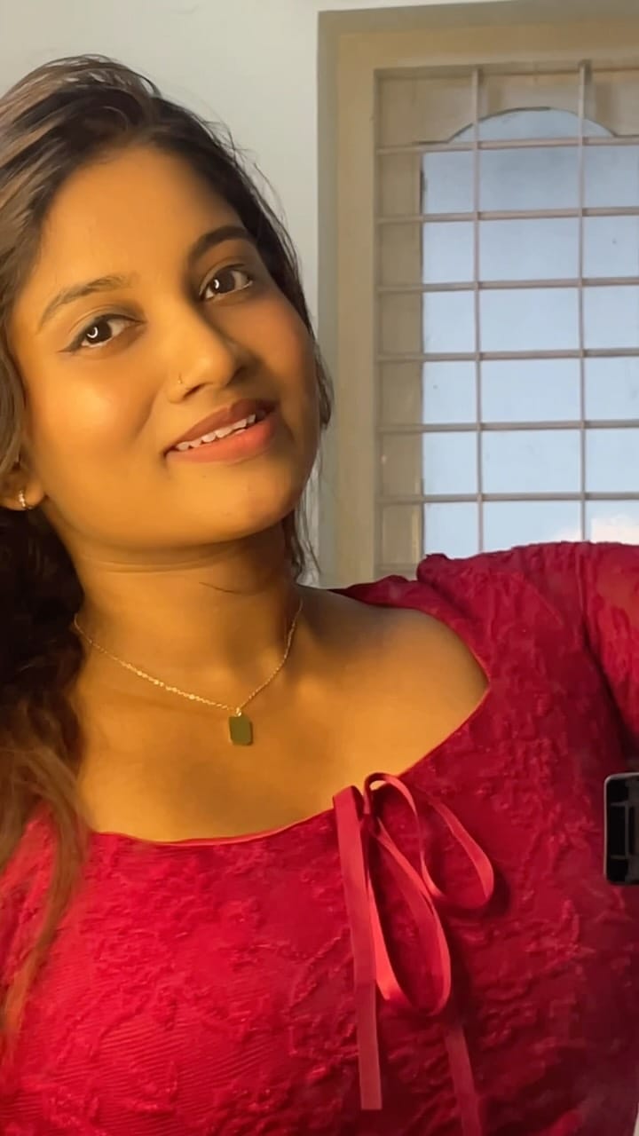 Post 3 by Malavika on Instagram (video)