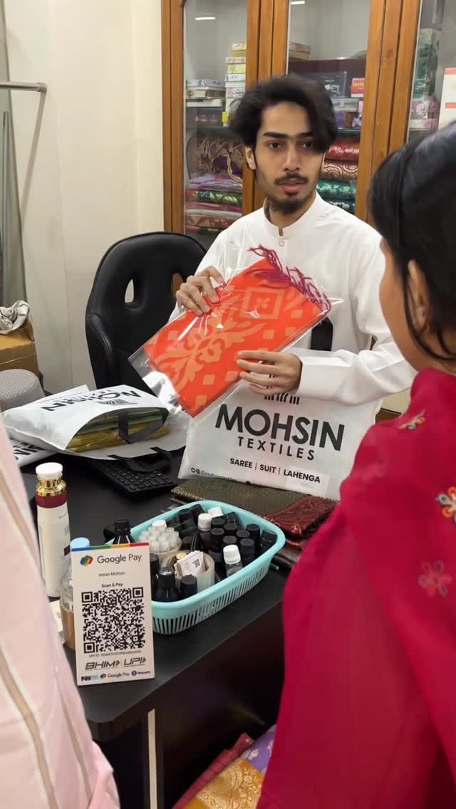 Post 10 by MT Shop Vlogs on Instagram (video)