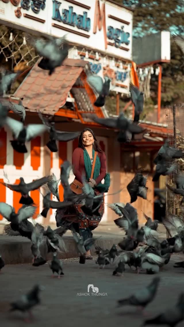 Post 10 by Akshata Deshpande Official on Instagram (video)