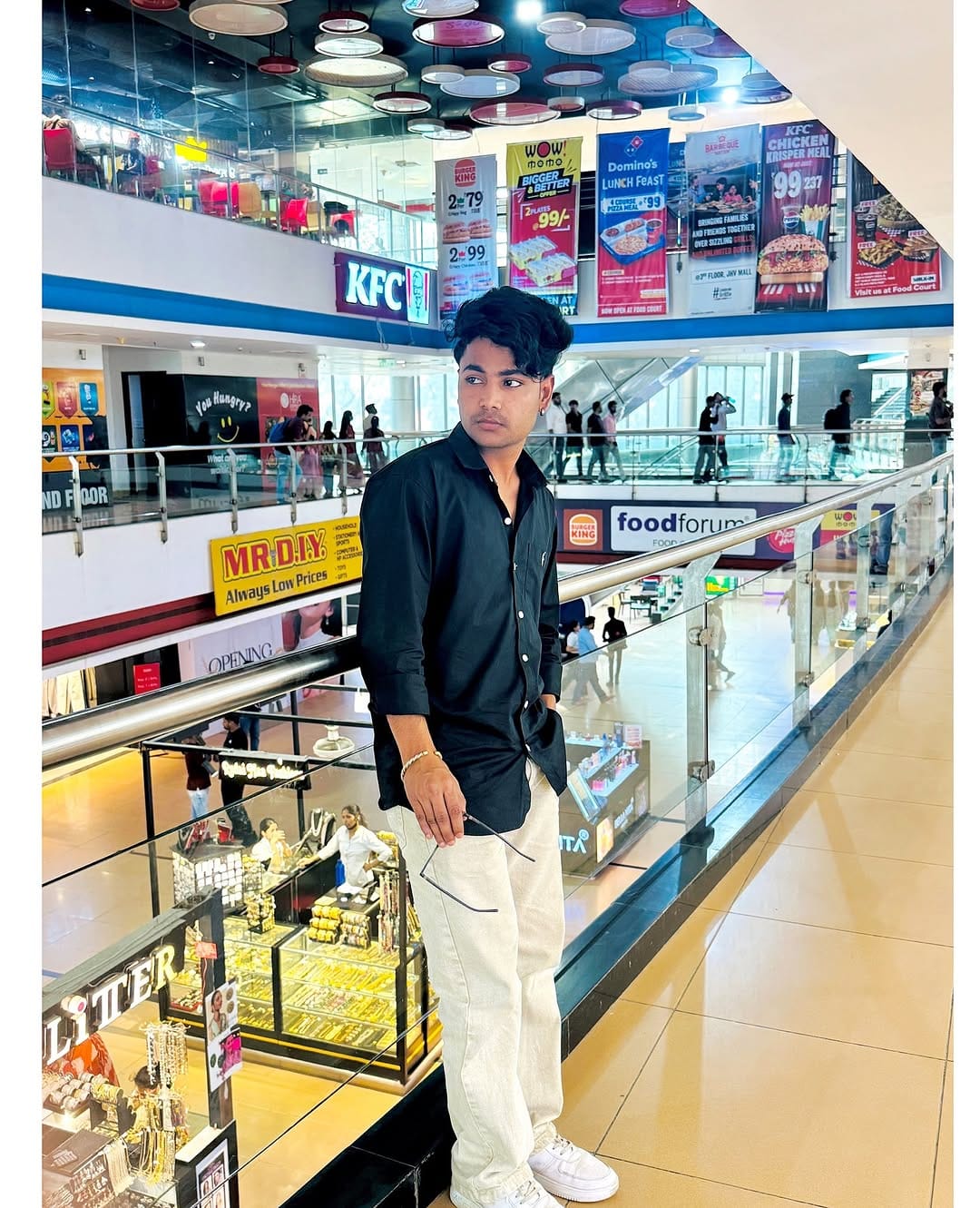 Post 2 by CHANCHAL GUPTA 😎 on Instagram (carousel)