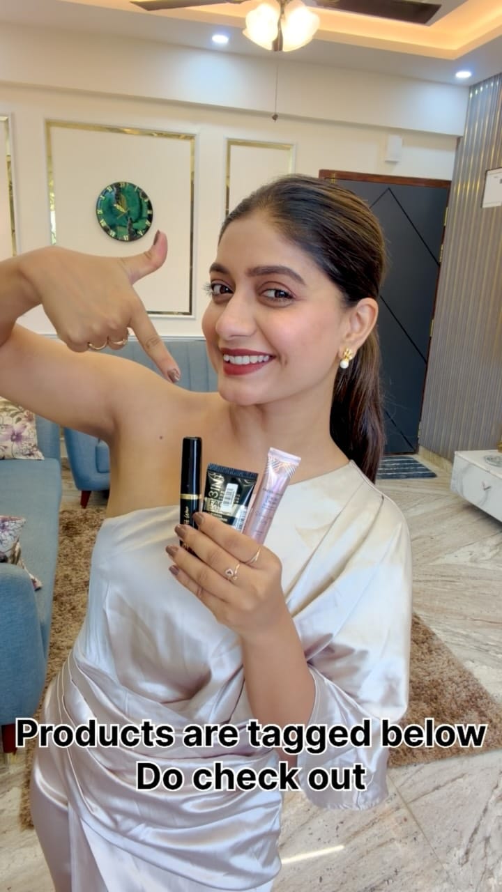 Post 4 by Akshata Deshpande Official on Instagram (video)