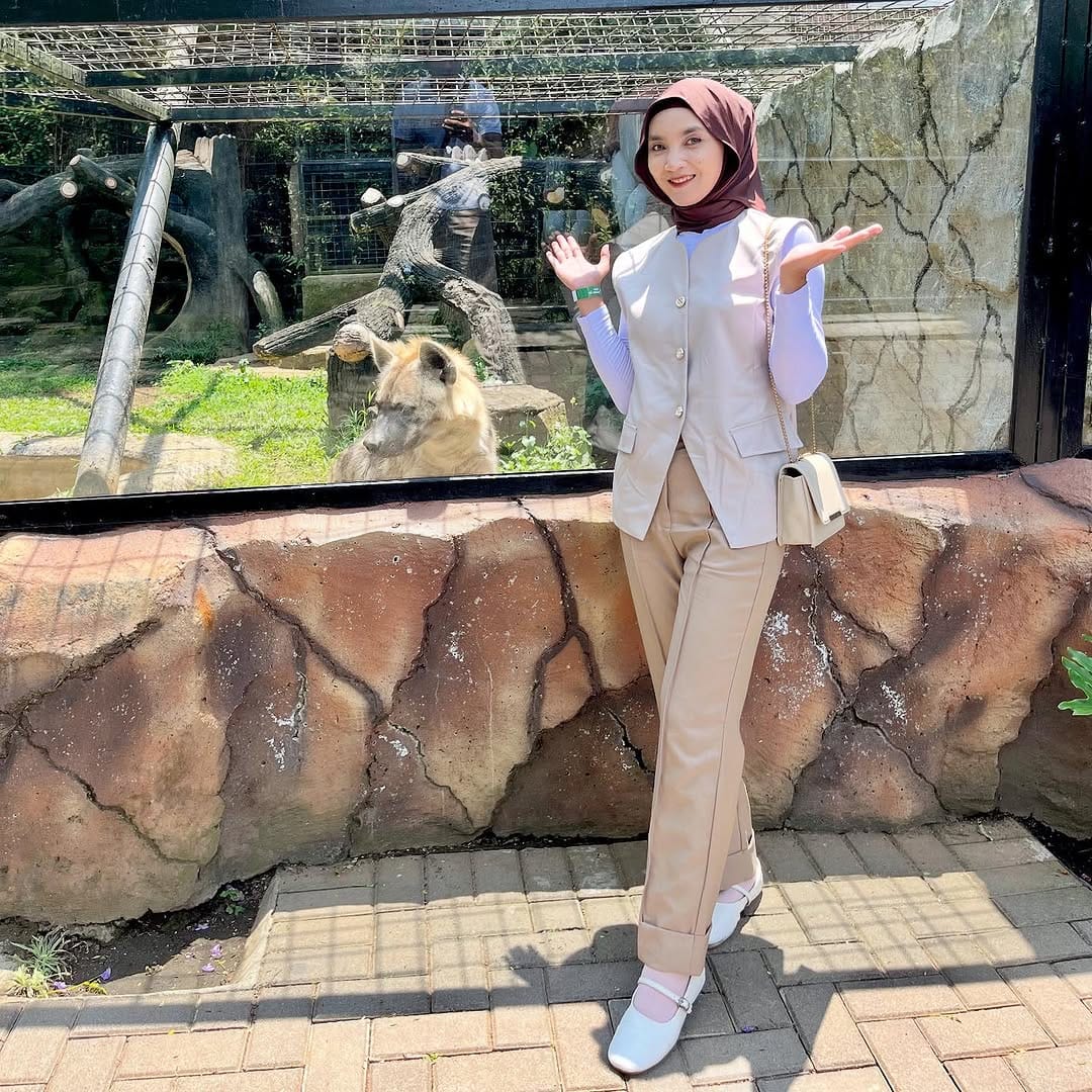 Post 6 by Novi Solehat on Instagram (image)