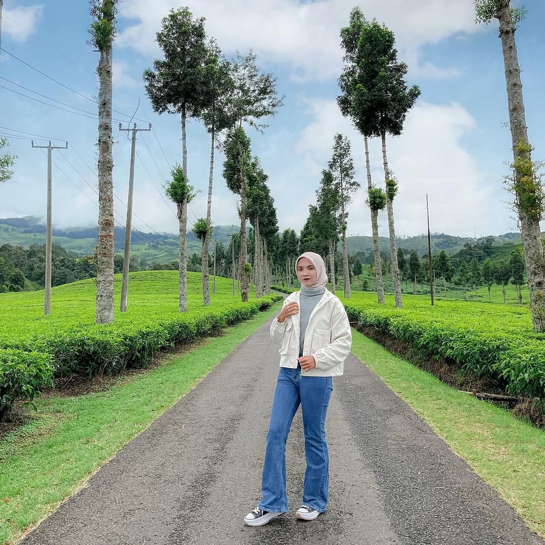 Post 4 by Novi Solehat on Instagram (carousel)