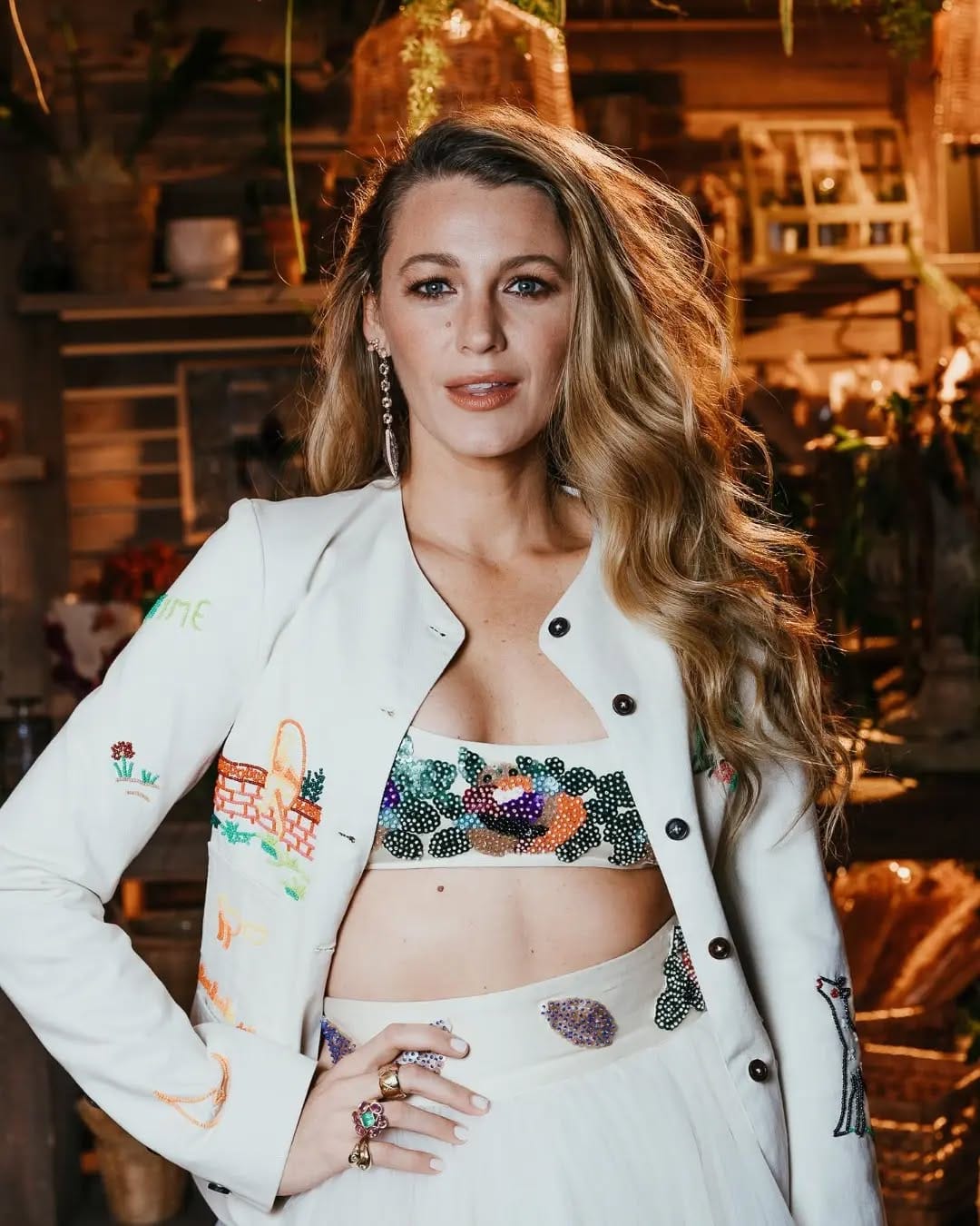 Post 7 by Blake Lively Reynolds|FANPAGE on Instagram (carousel)