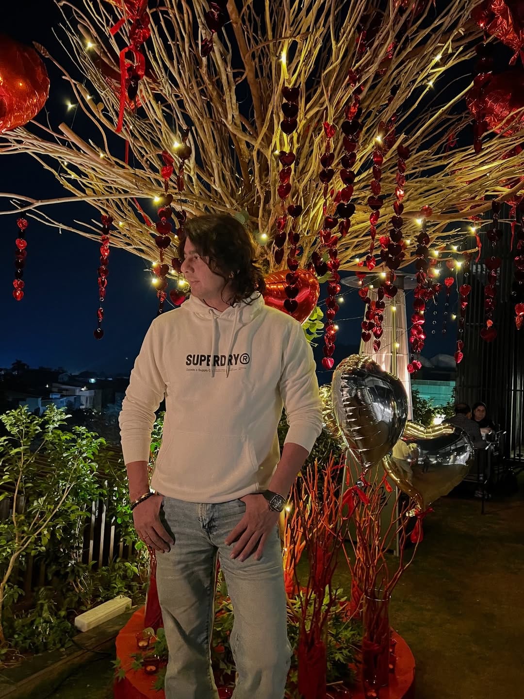 Post 4 by ALAN   KAPOOR on Instagram (carousel)