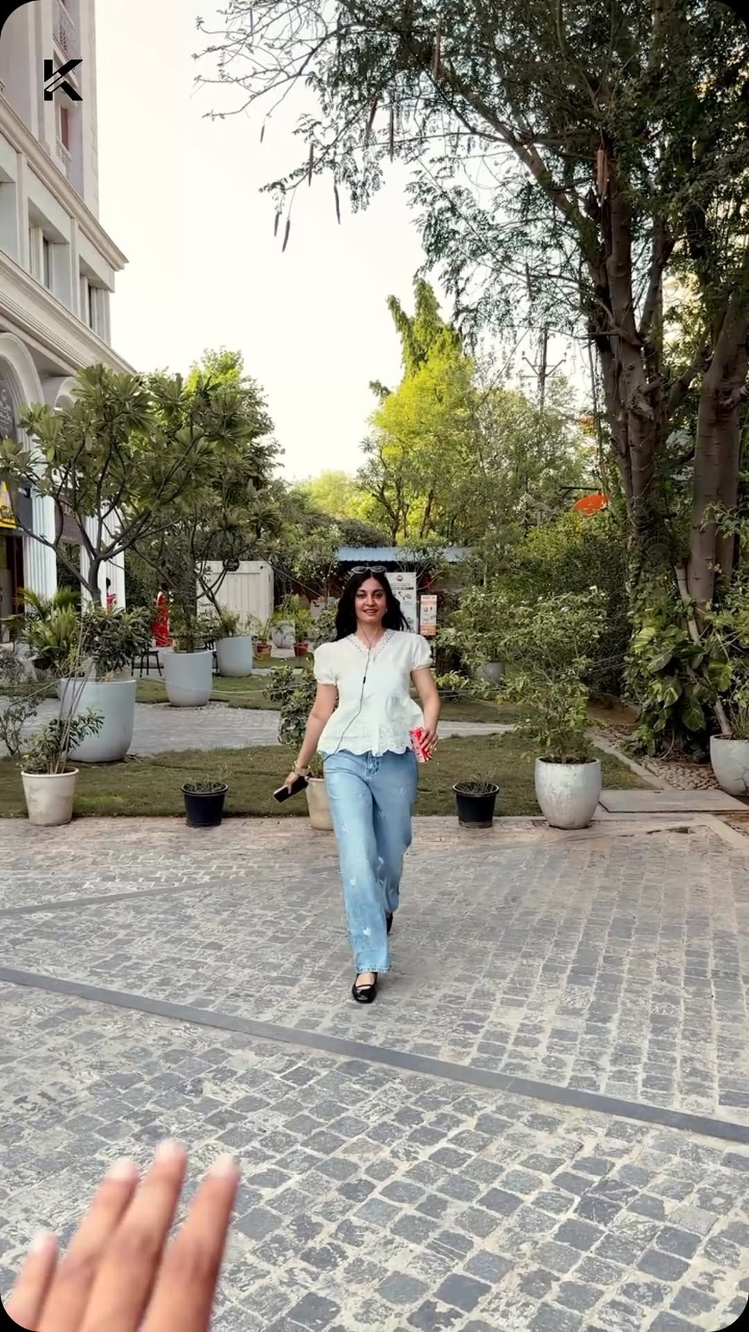 Post 3 by KLEREN on Instagram (video)