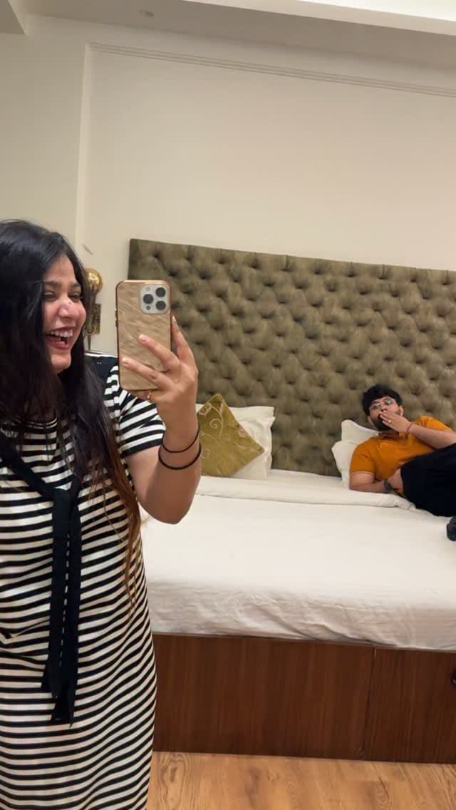 Post 2 by Sakshi Jain on Instagram (video)