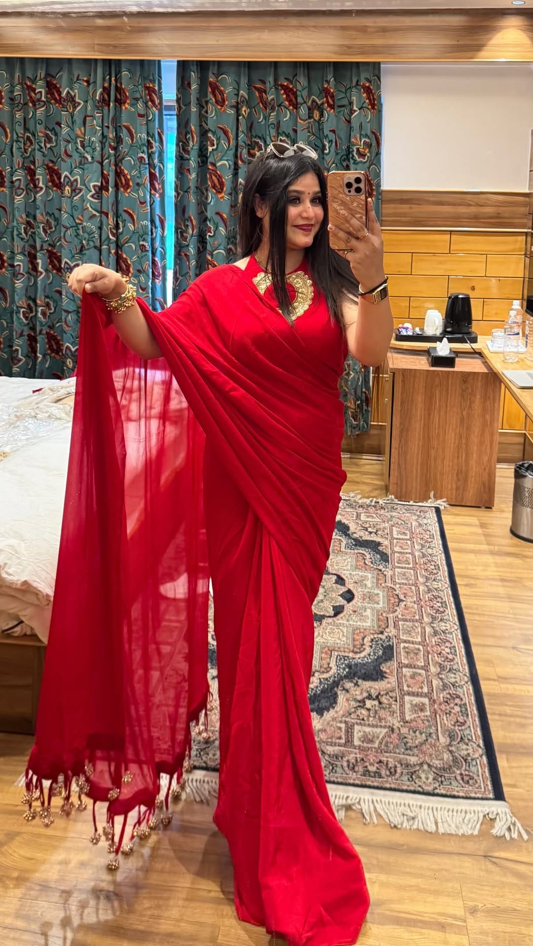 Post 8 by Sakshi Jain on Instagram (video)