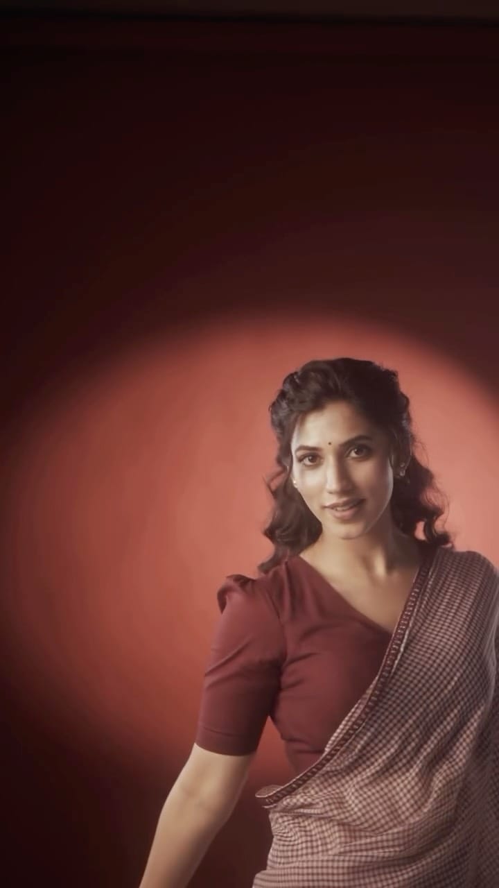Post 3 by LABEL SWARUPA SATHAKARNI on Instagram (video)