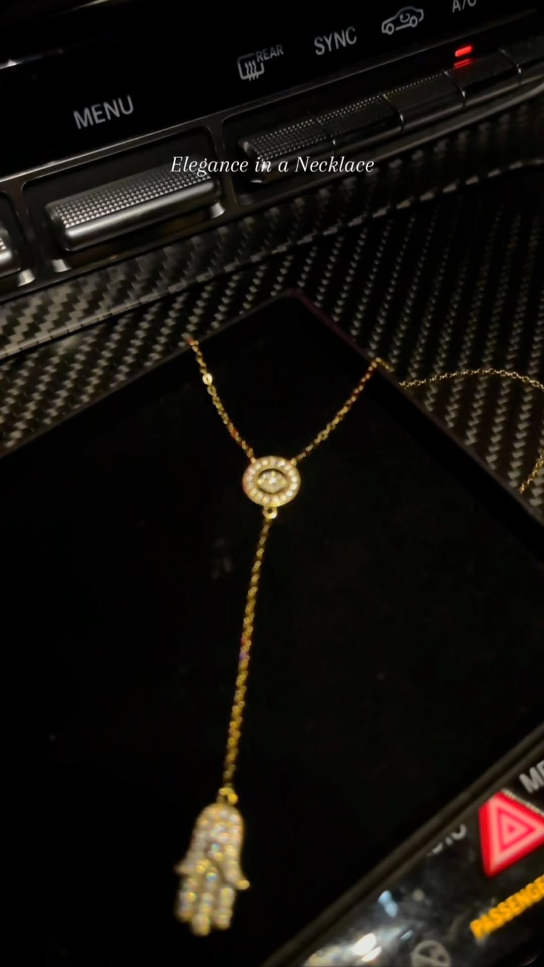 Post 1 by Delfa Jewellery on Instagram (video)