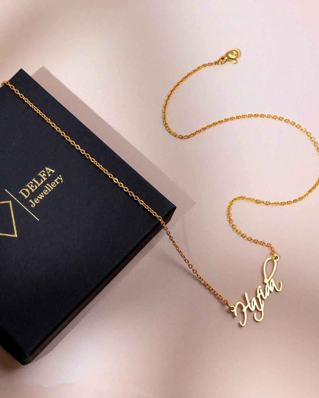 Post 7 by Delfa Jewellery on Instagram (image)
