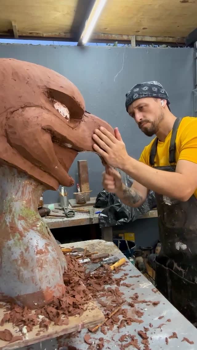 Post 5 by El Taller Factory on Instagram (video)