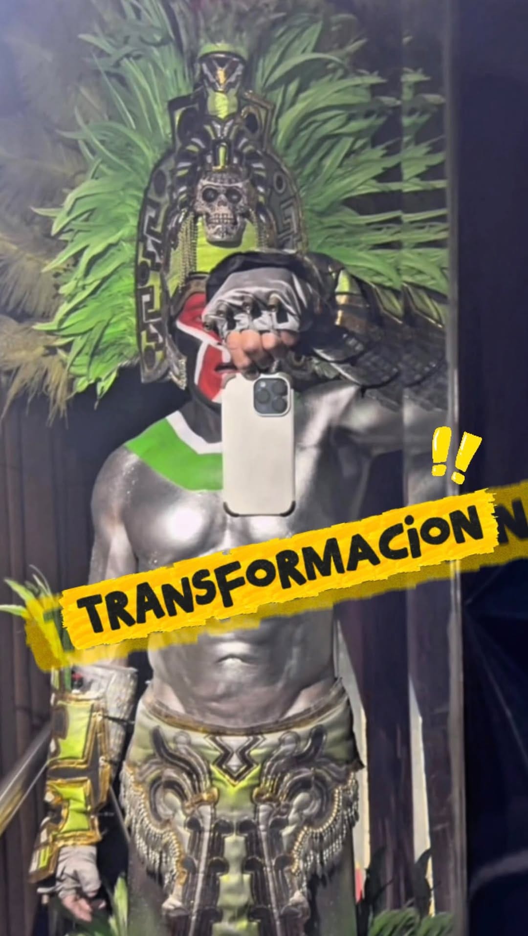 Post 5 by El Azteca on Instagram (video)