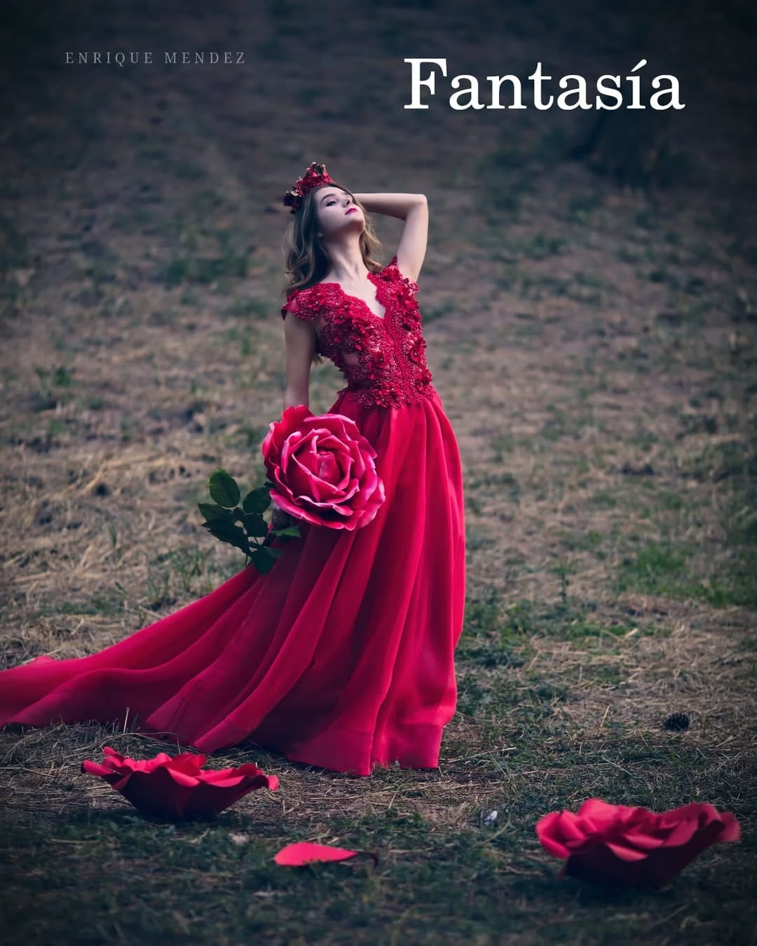 Post 8 by Enrique Mendez • Fotografía de XV años, Bodas, retratos. on Instagram (carousel)