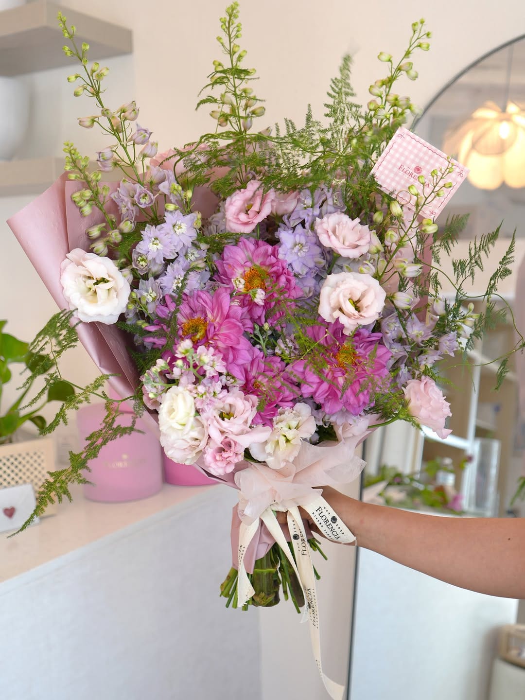 Post 6 by Florencia | Diseño floral on Instagram (image)