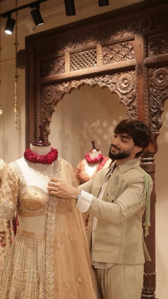 Post 1 by Divyesh Talaviya on Instagram (video)