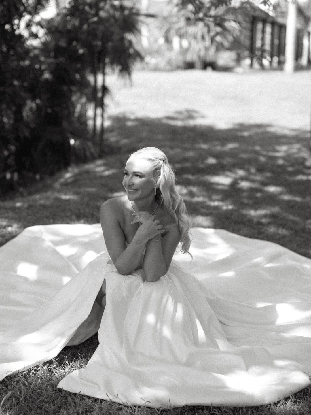 Post 9 by Cancun Wedding Photographer on Instagram (carousel)