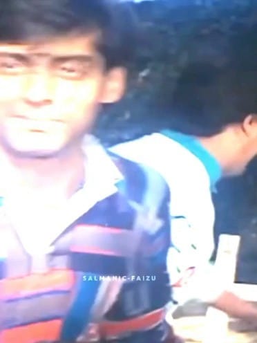 Post 8 by beingsamimkhan on Instagram (video)