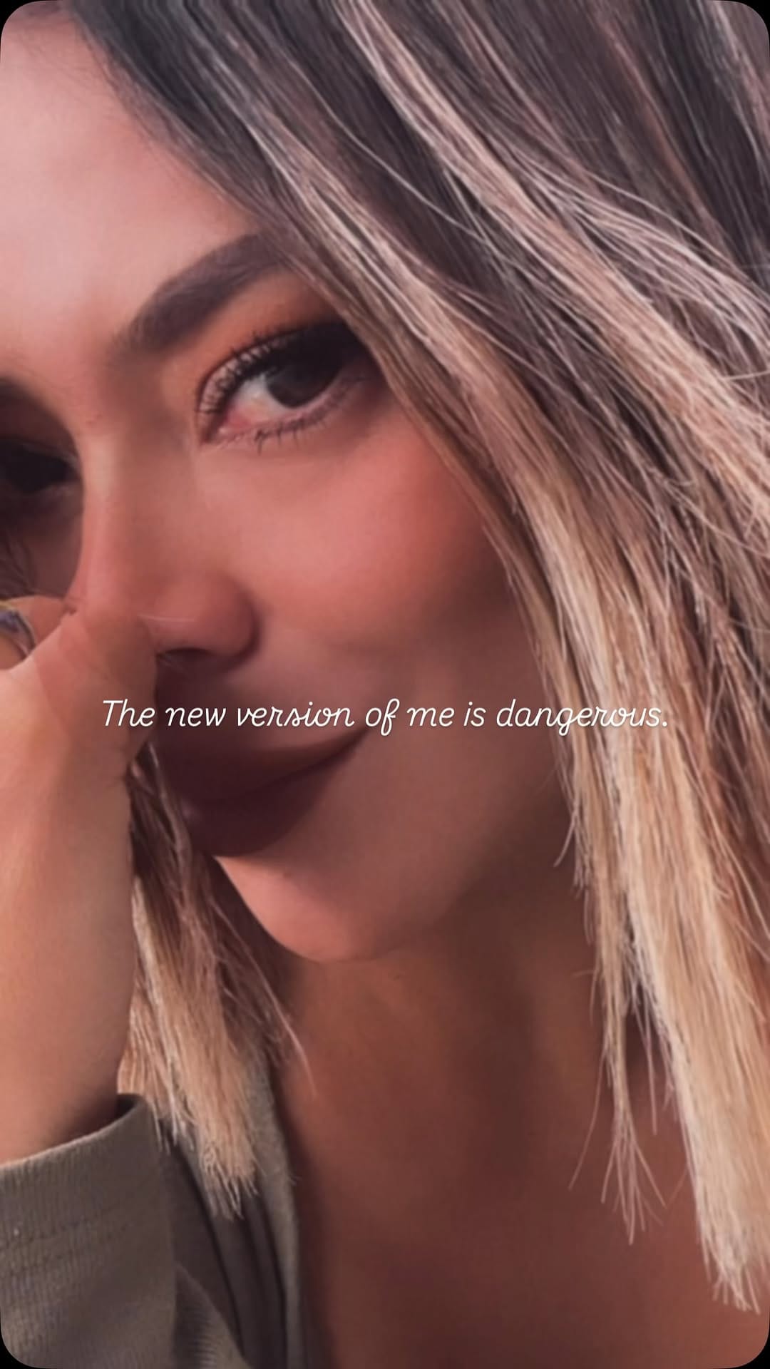 Post 6 by Vanny González on Instagram (video)