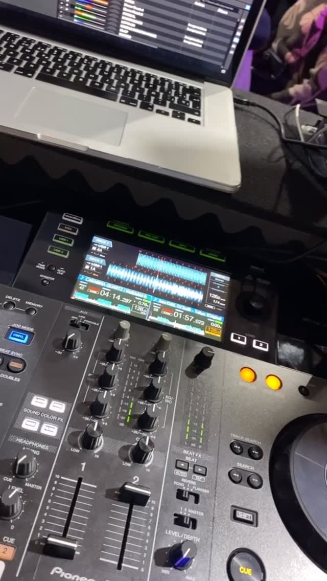 Post 4 by DJ SAYCO 🎧 on Instagram (video)