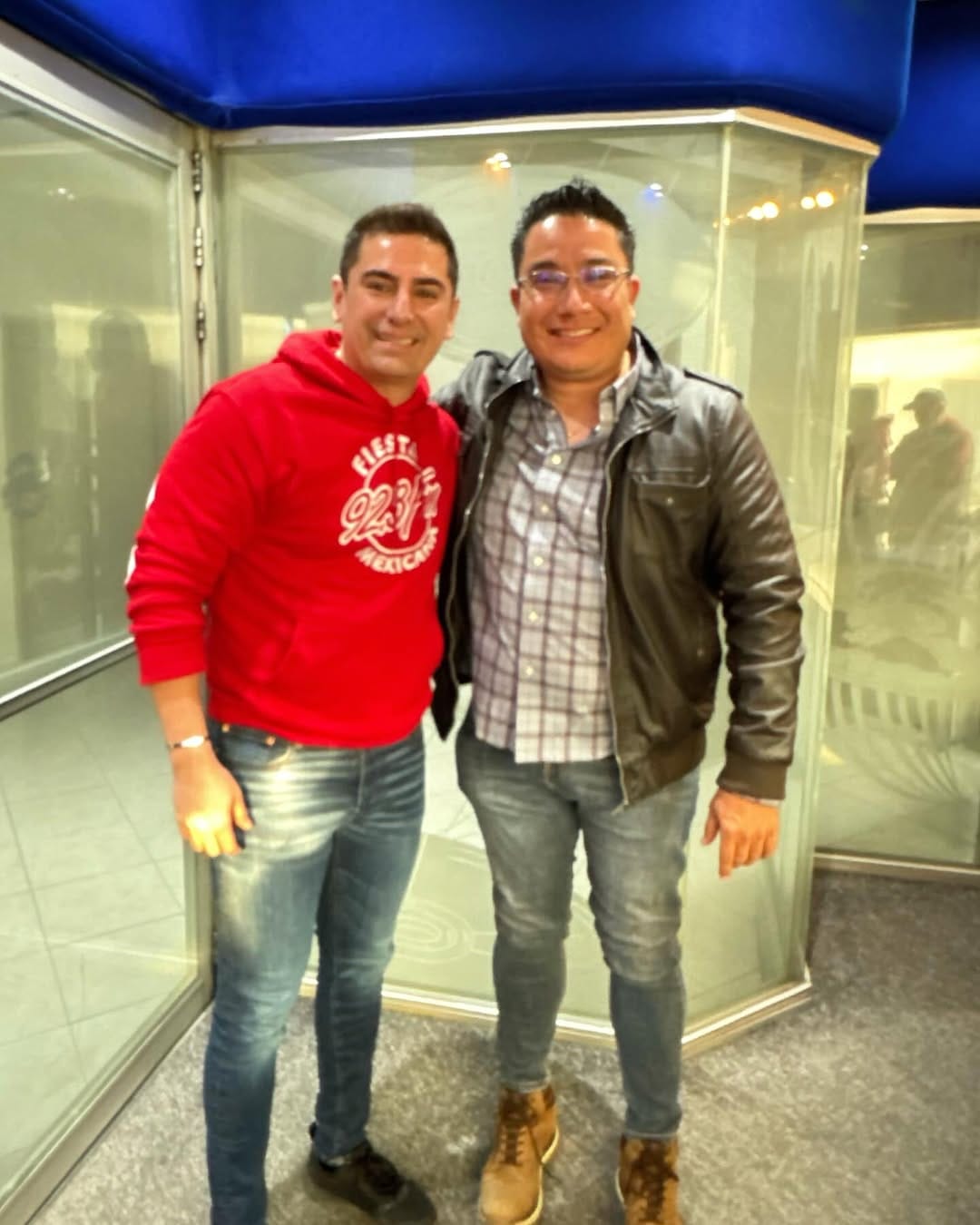 Post 3 by Hector Flores on Instagram (image)
