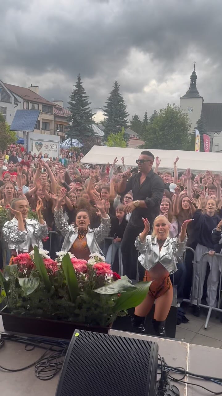 Post 1 by Emilia Klicka on Instagram (video)
