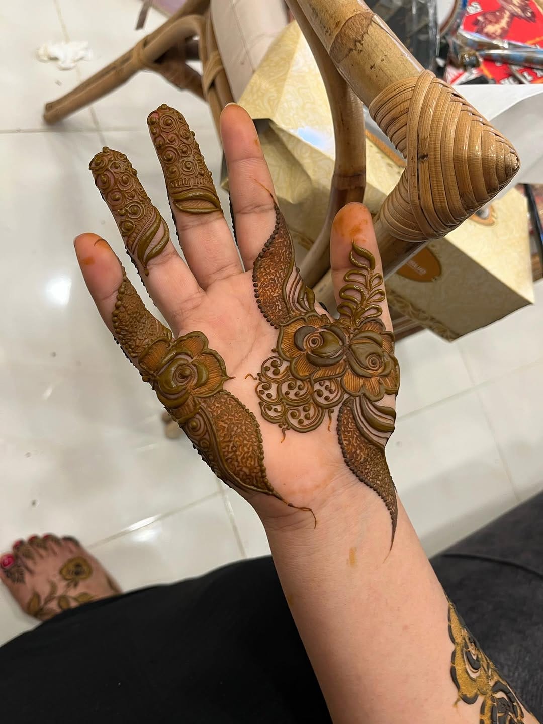 Post 3 by SADAF SALIM | صدف سلیم 🧕 on Instagram (carousel)