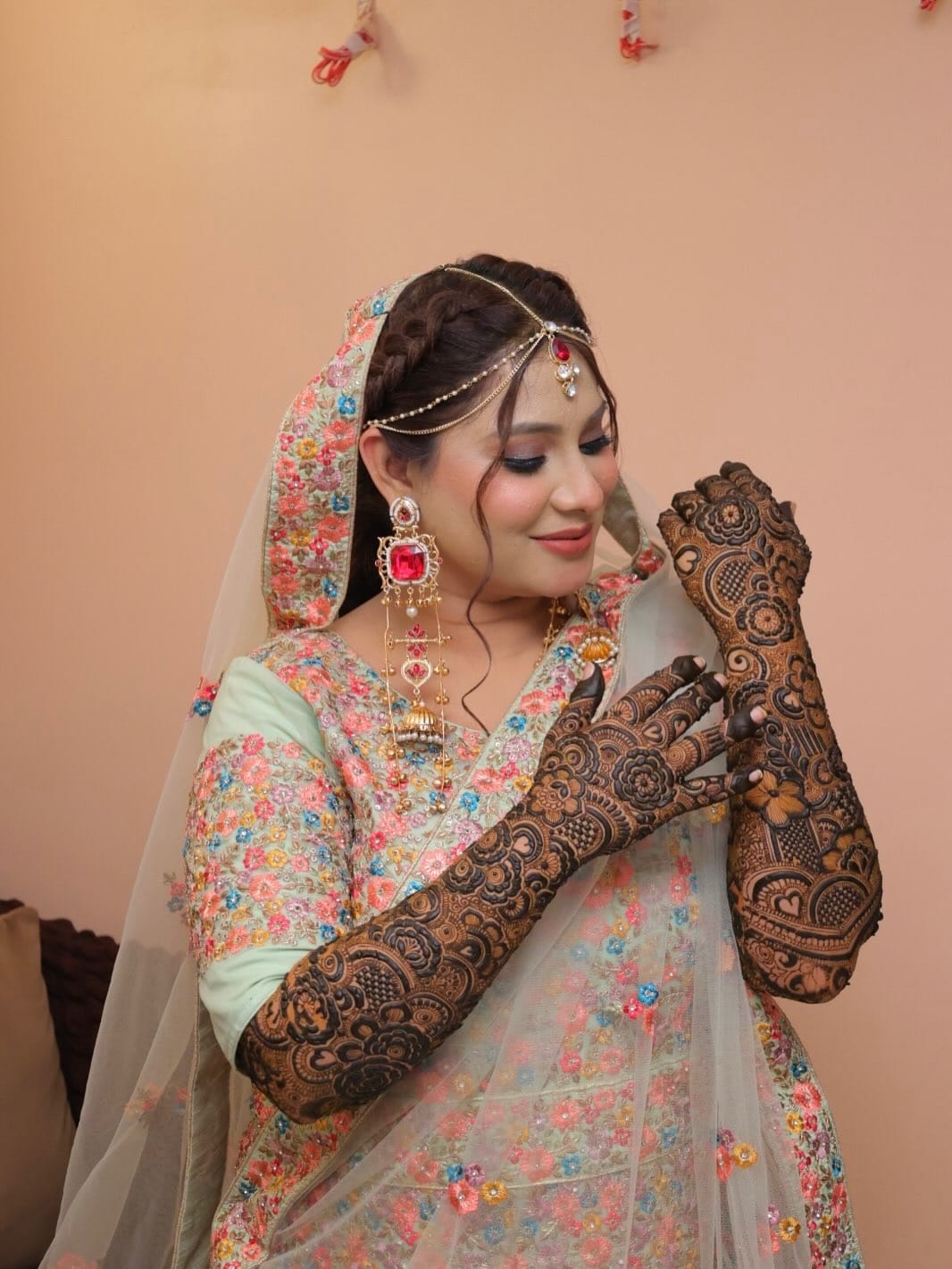 Post 4 by SADAF SALIM | صدف سلیم 🧕 on Instagram (carousel)